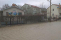 Шторм на Азовском море затопил базы отдыха