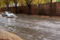 ВИДЕО. Ливень затопил улицы и станции метро в Париже