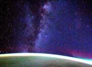 Астронавт SpaceX Dragon Resilience поделился удивительным видео Млечного пути