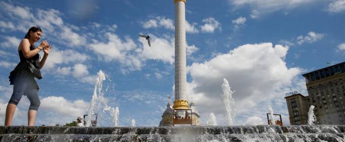 Прогноз на літо - сильної спеки не буде Прогноз на літо - сильної спеки не буде