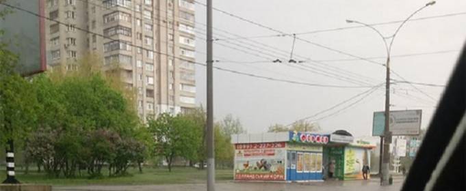 Сумы накрыл мощный ливень Сумы накрыл мощный ливень