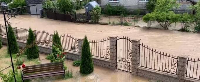 ВІДЕО. Страшна стихія. Повінь в Карпатах, червень 2020 ВІДЕО. Страшна стихія. Повінь в Карпатах, червень 2020