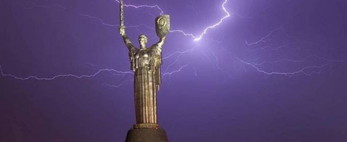 У Києві очікуються грози У Києві очікуються грози