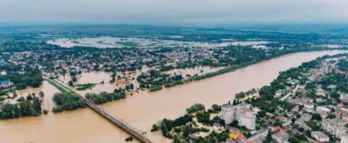 На вихідних Західну Україну знову заллє дощами На вихідних Західну Україну знову заллє дощами