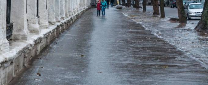 Як поводитися під час ожеледиці Як поводитися під час ожеледиці