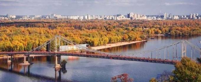 Нынешняя осень в Киеве стала самой теплой за историю наблюдений Нынешняя осень в Киеве стала самой теплой за историю наблюдений