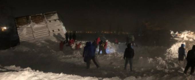 На гірськолижну базу під Норильському зійшла лавина На гірськолижну базу під Норильському зійшла лавина