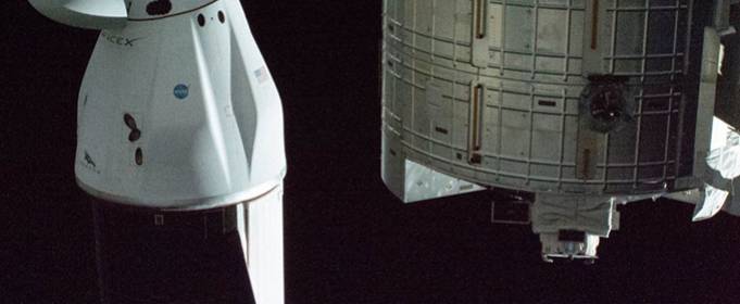 Грузовой космический корабль Dragon 2 впервые успешно вернулся на Землю Грузовой космический корабль Dragon 2 впервые успешно вернулся на Землю