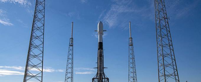 Ракета SpaceX стартовала на орбиту с рекордным количеством спутников Ракета SpaceX стартовала на орбиту с рекордным количеством спутников