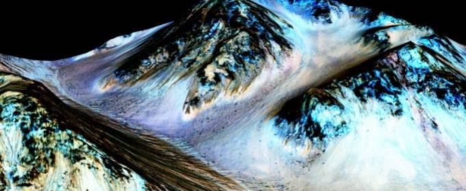 NASA показало «сині» дюни на Марсі NASA показало «сині» дюни на Марсі