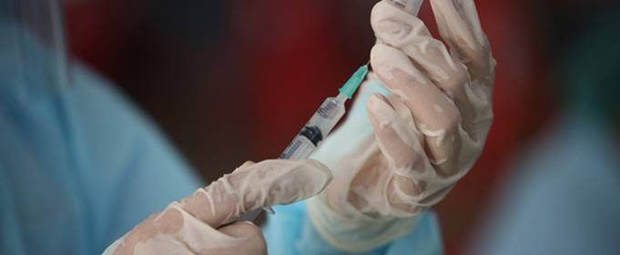У Таїланді за відмову вакцинуватися можна сісти у в'язницю У Таїланді за відмову вакцинуватися можна сісти у в'язницю