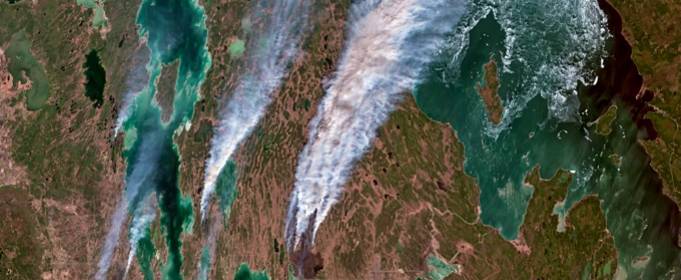 У Канаді спалахнули масштабні лісові пожежі У Канаді спалахнули масштабні лісові пожежі