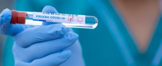 У Великобританії добровольців повторно заразять COVID-19 У Великобританії добровольців повторно заразять COVID-19