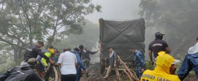 Одна людина загинула через повінь в Індії Одна людина загинула через повінь в Індії