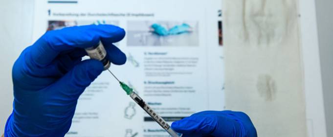 МОЗ дозволило комбінувати вакцини Moderna та Pfizer МОЗ дозволило комбінувати вакцини Moderna та Pfizer