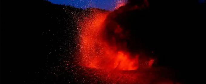 На Ла Пальма за допомогою дрона врятують собак, які опинилися в пастці вулкана На Ла Пальма за допомогою дрона врятують собак, які опинилися в пастці вулкана