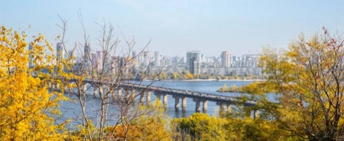 У Києві та Київській області оголошено штормове попередження У Києві та Київській області оголошено штормове попередження