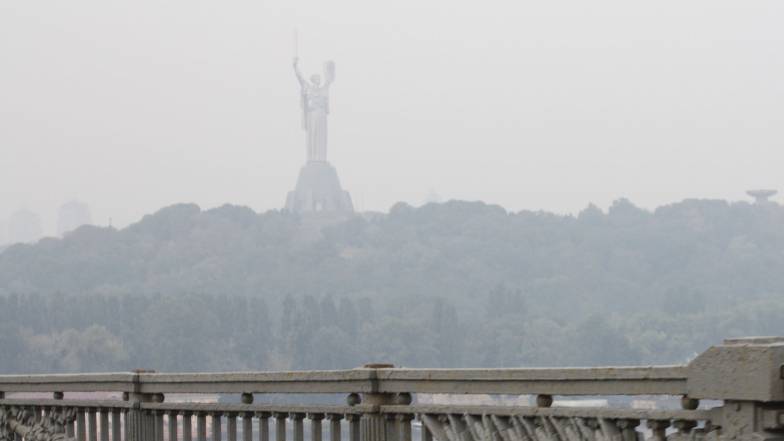 Мутне небо над Києвом – не привід для паніки! Мутне небо над Києвом – не привід для паніки!