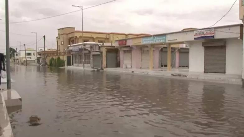 Мавританію залили і продовжують заливати зливи Мавританію залили і продовжують заливати зливи
