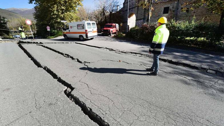 Чому відбуваються землетруси? Чому відбуваються землетруси?