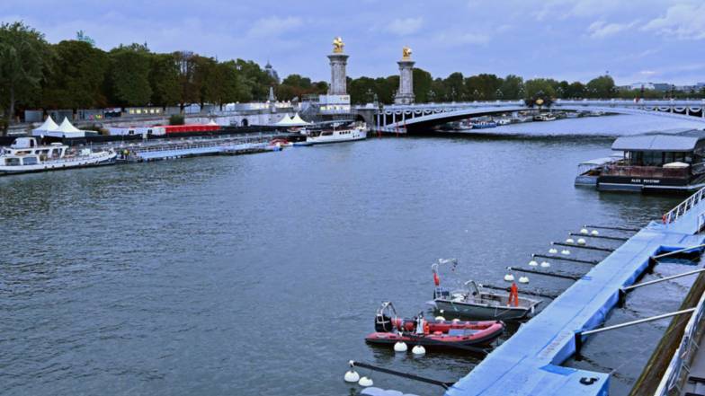 Через якість води Париж змушений відмовитися від плану проведення олімпійських змагань з плавання на Сені