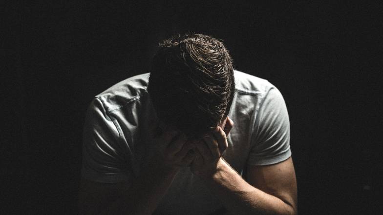 Trzy znaki Zodiaku, które zarażają innych swoim pesymizmem Trzy znaki Zodiaku, które zarażają innych swoim pesymizmem